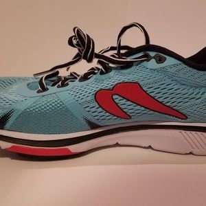 Newton Gravity Running Shoes 10--NWOT
